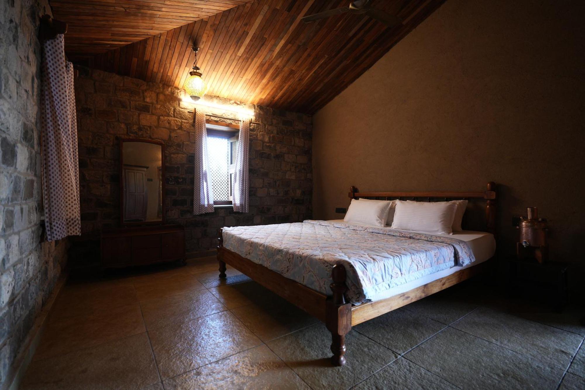 Nisarg Resort Kolhapur Dış mekan fotoğraf