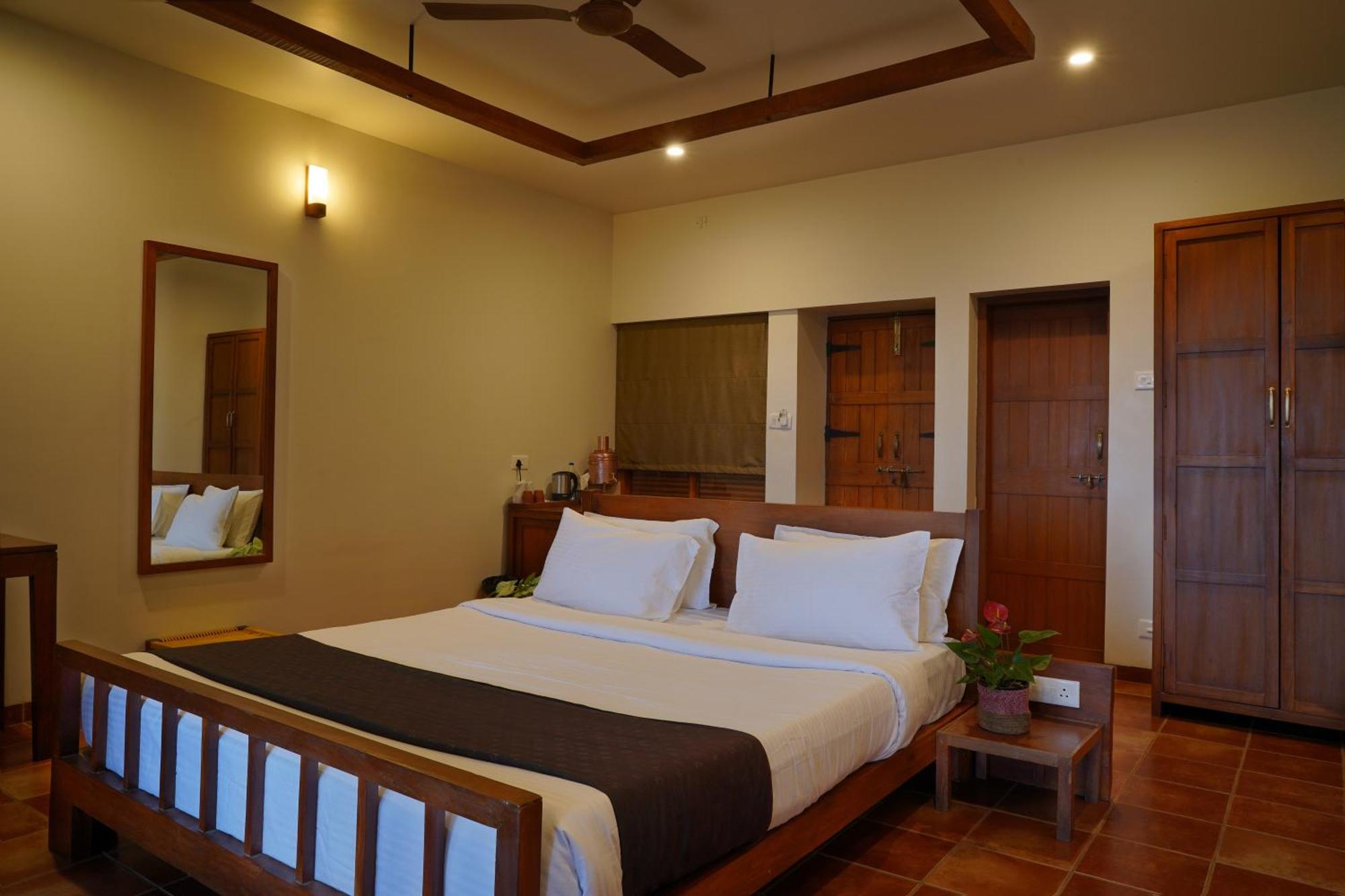 Nisarg Resort Kolhapur Dış mekan fotoğraf