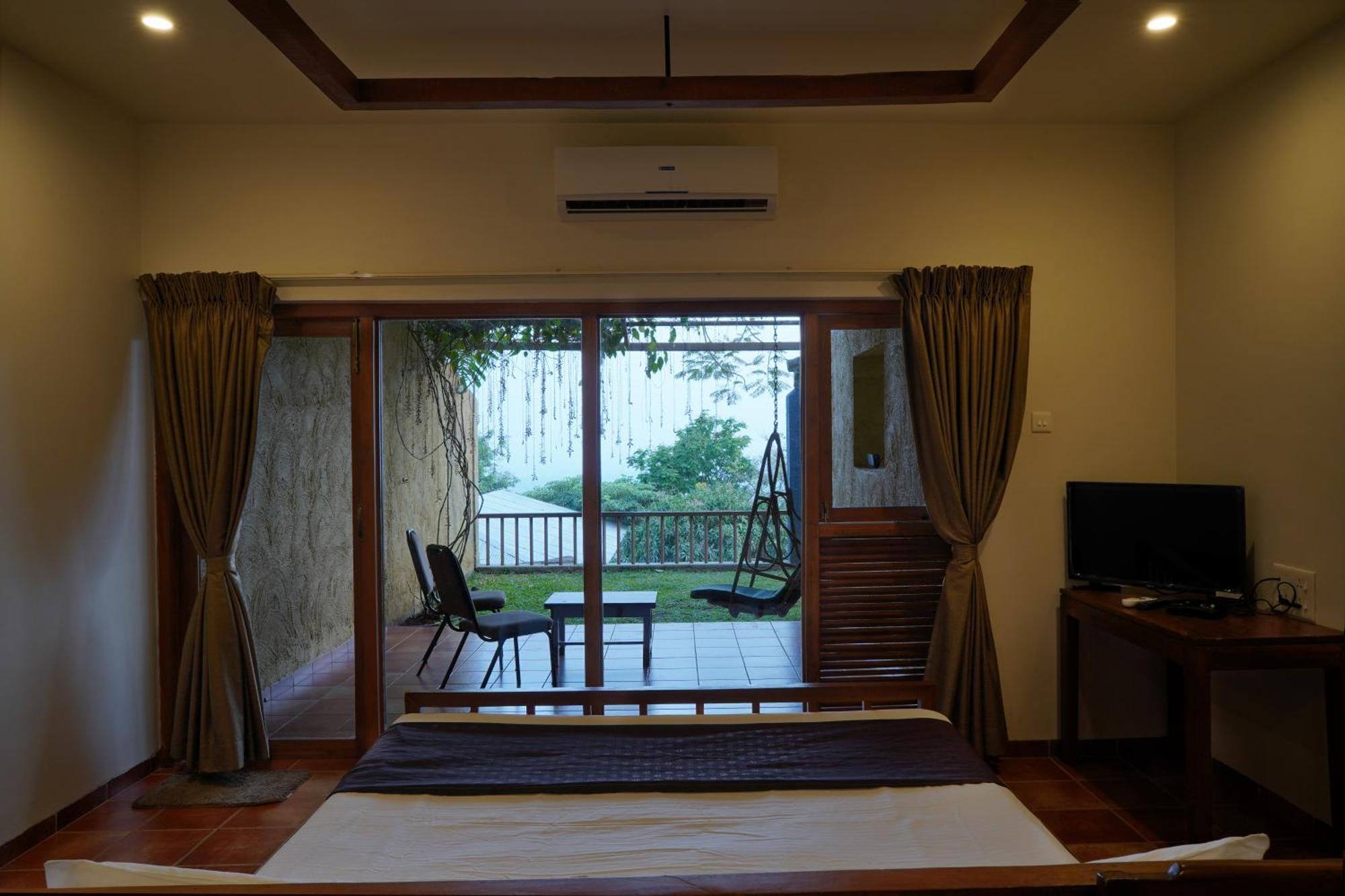 Nisarg Resort Kolhapur Dış mekan fotoğraf